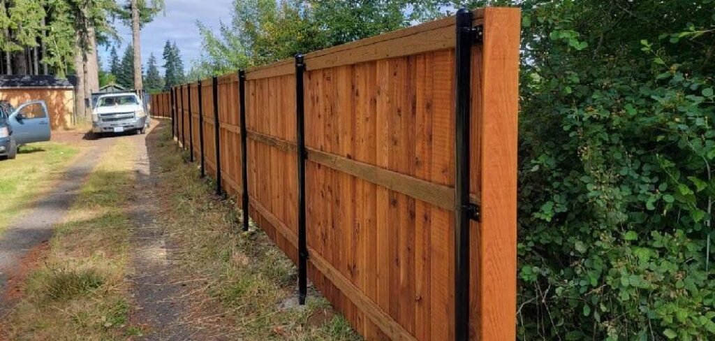How to Put a Wood Fence Up