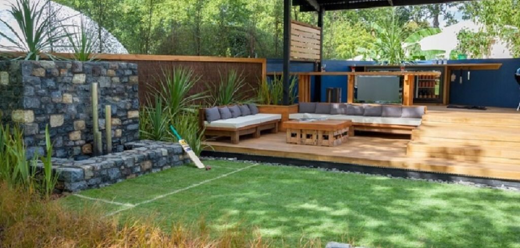 How to Make a Small Backyard Look Bigger