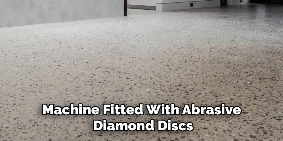 Machine Fitted With Abrasive
Diamond Discs