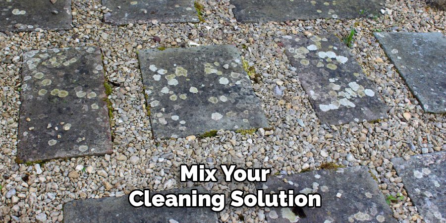 Mix Your Cleaning Solution